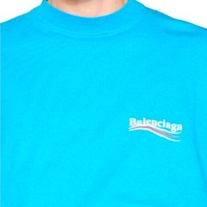 Oversized Balenciaga shirt with logo in front and big logo in the back.